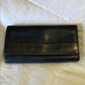 Derek Alexander | Classic | Black  &Brown Leather Wallet with Minimalist Design